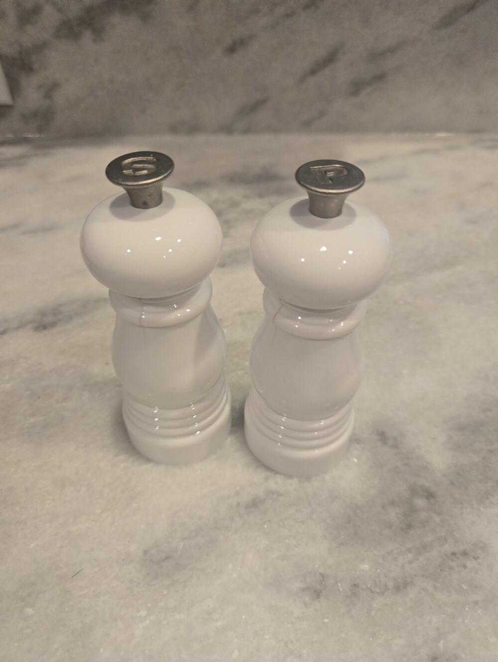 Le Creuset White Salt & Pepper Mill Set PAID $80